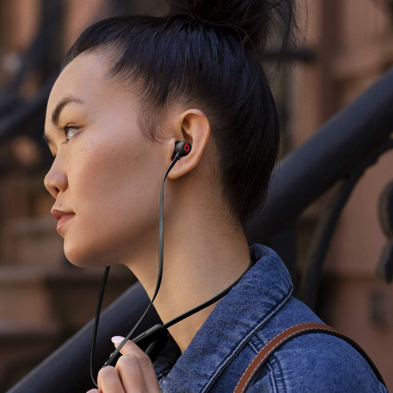 Beats Flex Wireless In-Ear Headphones, Apple W1 Chip, Magnetic, Bluetooth Class 1, 12 Hours Playback
