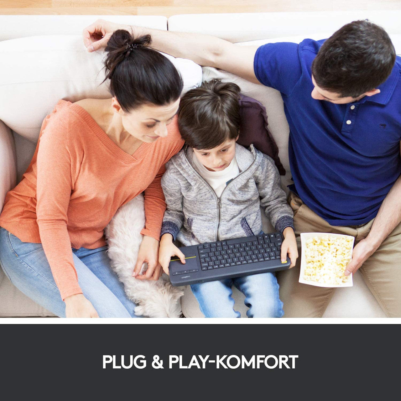 K400 PLUS WIRELESS TOUCH KEYBOARD - Relaxed wireless control of your PC connected TV